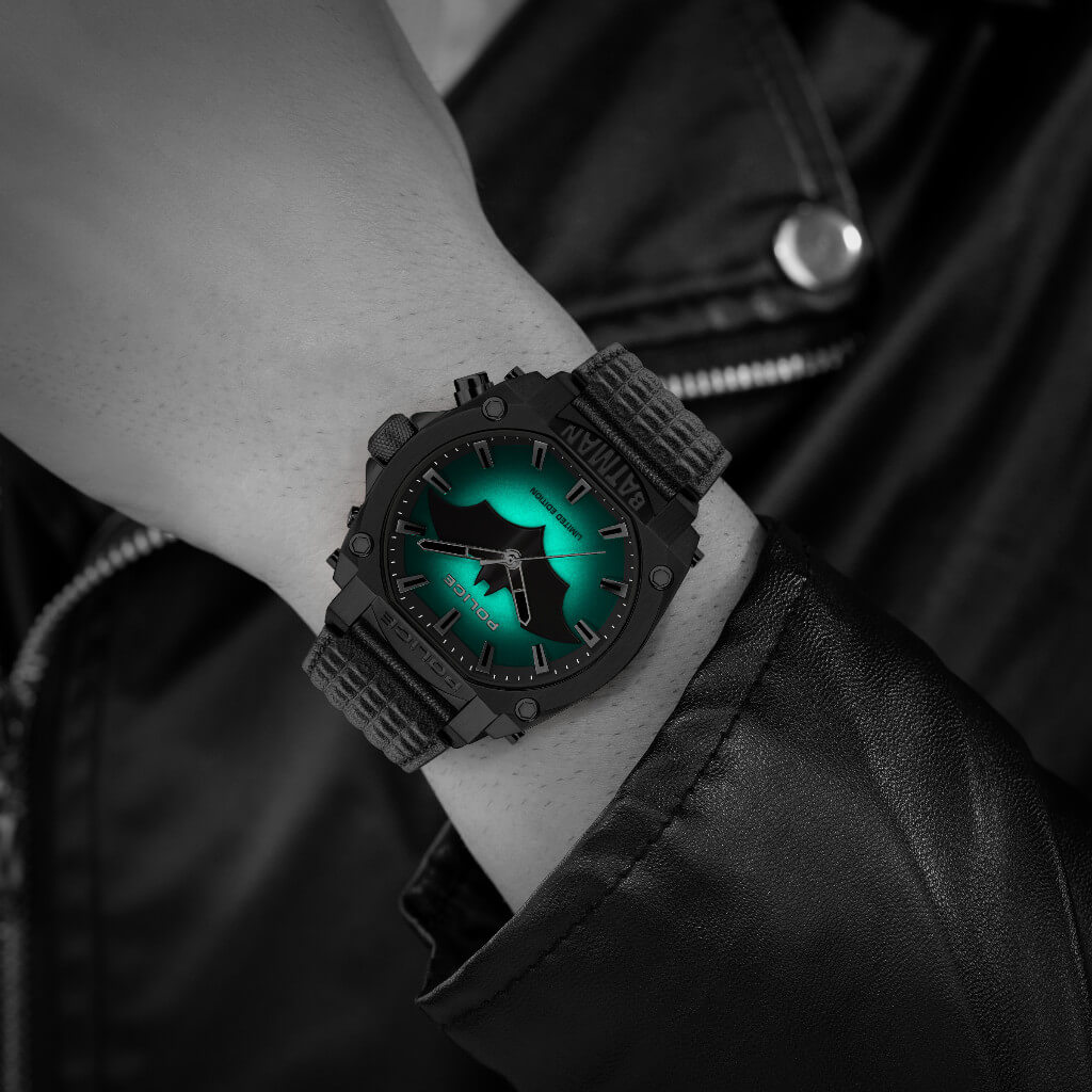 R.POLICE BATMAN X PEWGD0022601